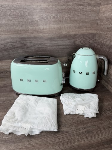 Smeg toaster and kettle - toaster,