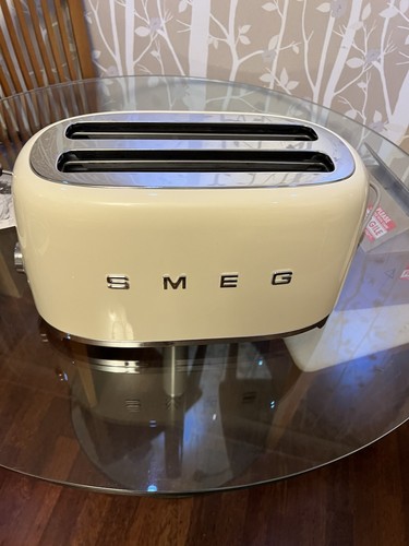 Smeg tsf02cruk cream toaster - smeg,