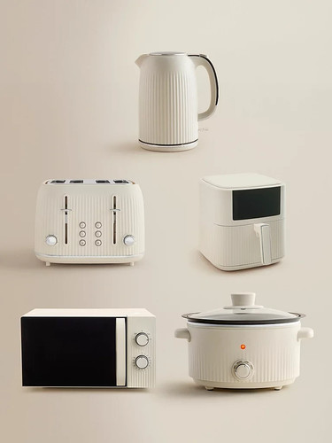 Cream textured 17l microwave - cream,